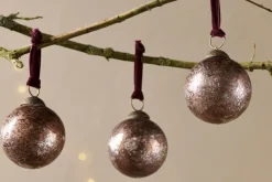 Baubles & Tree Decorations^Nkuku Darya Baubles - Antique Burgundy - (Set of 4)