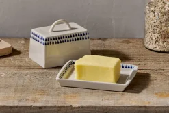 Pantry|Breakfast Accessories^Nkuku Indigo Drop Butter Dish - Cream & Indigo