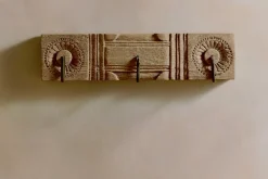 Hooks & Rails|Hooks & Rails^Nkuku Veduru Mango Wood Carved Hook - Natural (Row of 3)